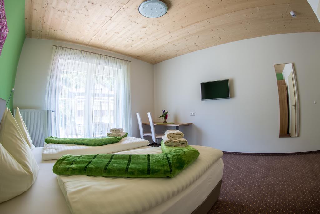 Gaestehaus Krappinger/Pizzeria Mamma Mia Ossiach Rom bilde
