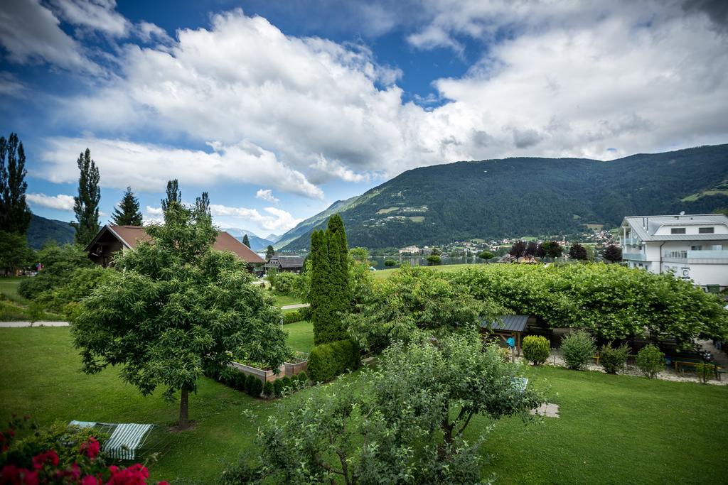 Gaestehaus Krappinger/Pizzeria Mamma Mia Ossiach Eksteriør bilde