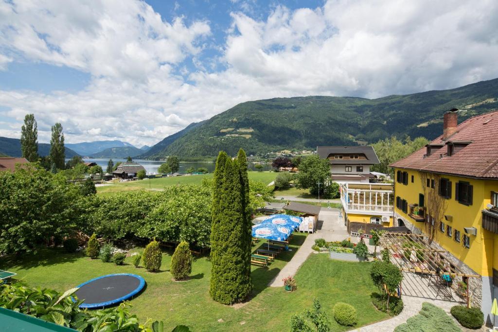 Gaestehaus Krappinger/Pizzeria Mamma Mia Ossiach Rom bilde
