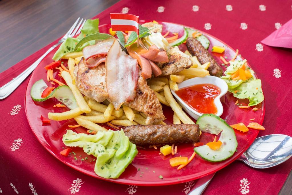 Gaestehaus Krappinger/Pizzeria Mamma Mia Ossiach Eksteriør bilde